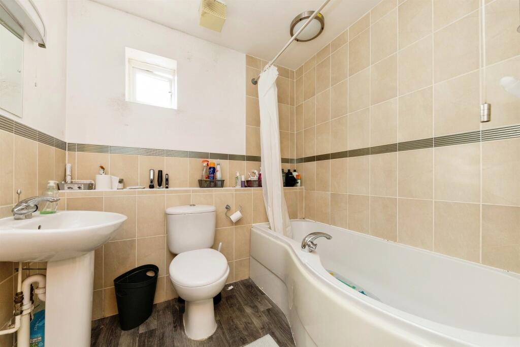 Additional image 9 of Dragon Road, Hatfield