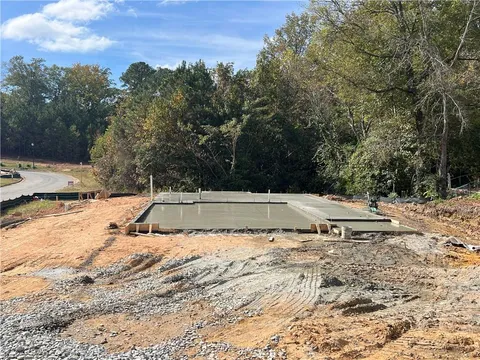 317 21st Avenue, Phenix City, AL 36869