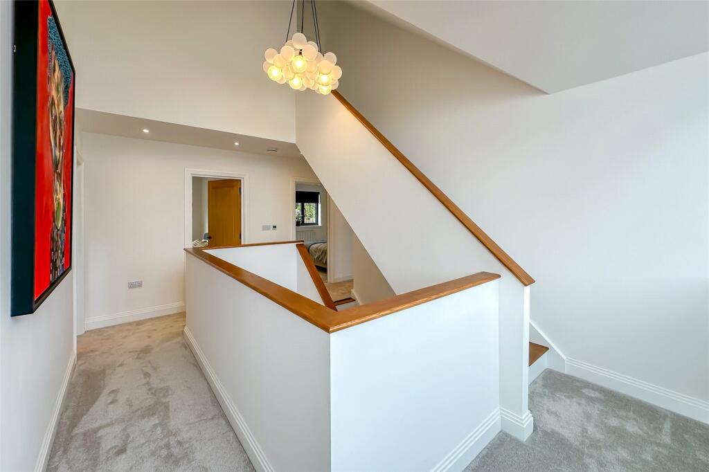 Additional image 8 of Silverwood Barns, St Albans Road, Sandridge, St. Albans, Hertfordshire, AL4