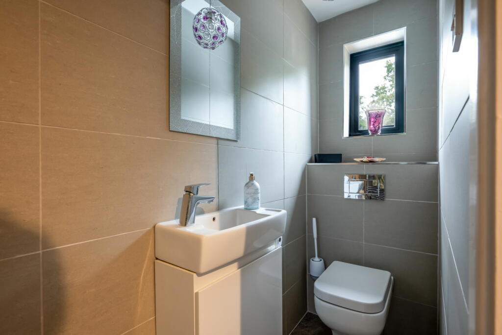 Additional image 24 of Crouch Hall Lane, Redbourn, St. Albans, AL3 7EU