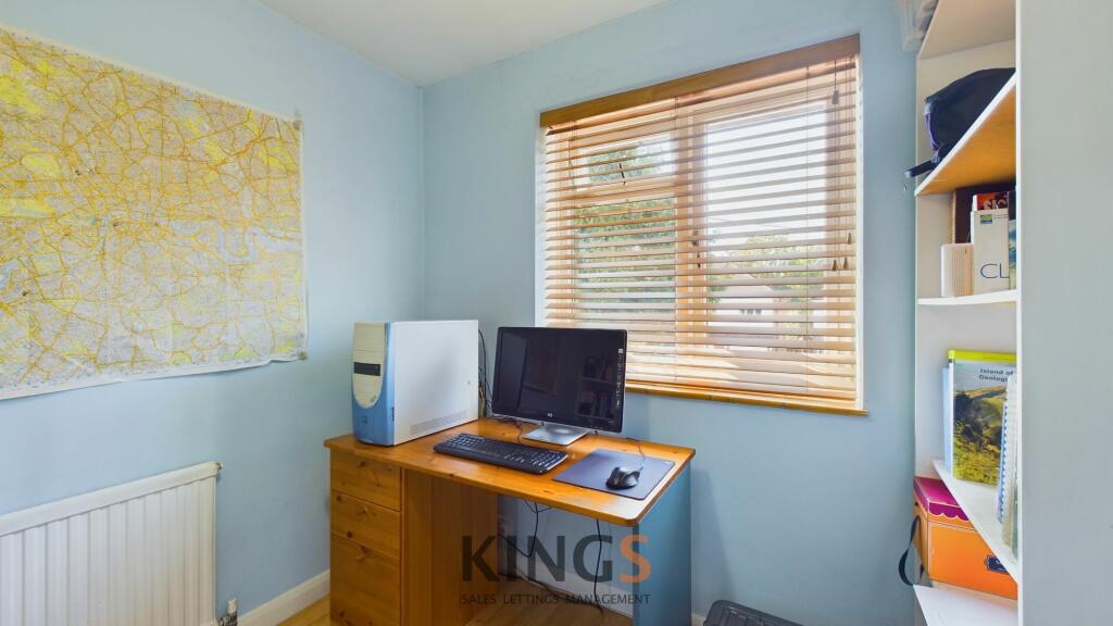 Additional image 23 of Peplins Way, Brookmans Park, AL9