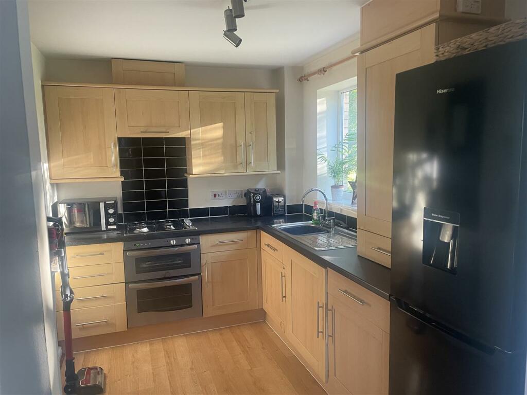 Additional image 4 of Willow House, Howlands, Welwyn Garden City AL7 4HN