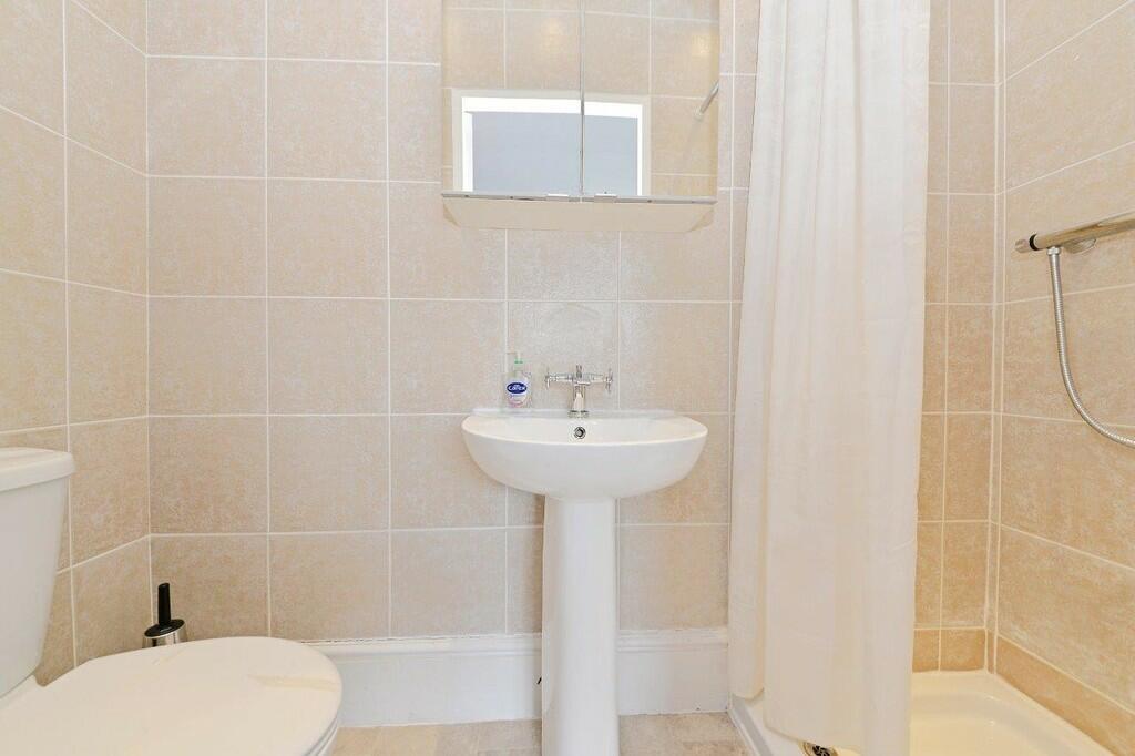 Additional image 21 of 82  Cotton Lane