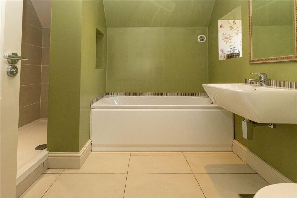 Additional image 18 of The Broadway, Wheathampstead, St. Albans, AL4