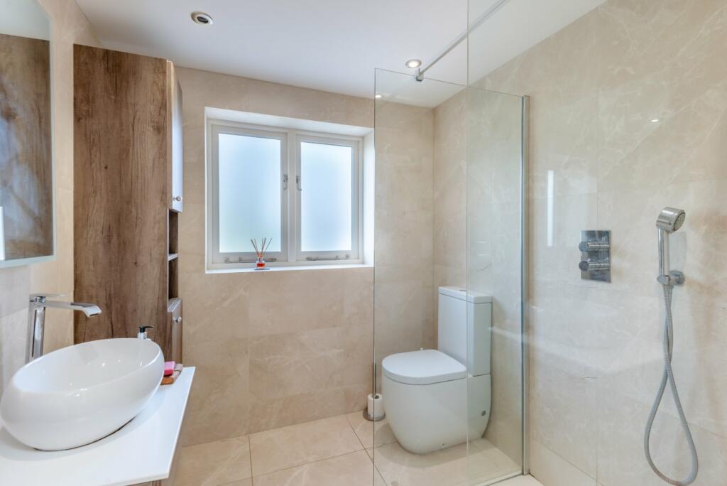 Additional image 26 of Gainsborough Avenue, St. Albans, Hertfordshire