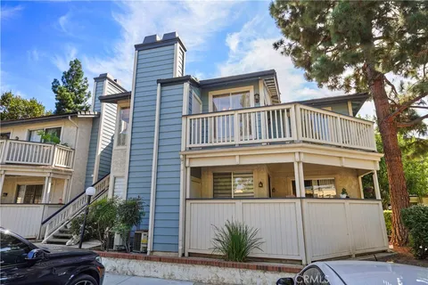 2486 Pleasant Way Unit B, Thousand Oaks, CA 91362