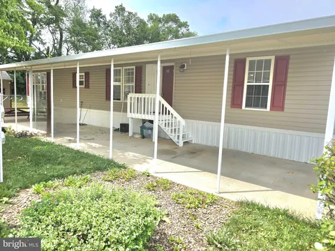 Primary image of 206 Cameo Drive, Fayetteville, PA 17222