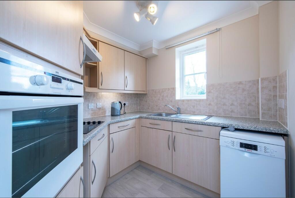 Additional image 4 of Southdown Road, Harpenden, Hertfordshire, AL5