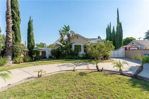 17736 San Fernando Mission Boulevard, Granada Hills, CA 91344