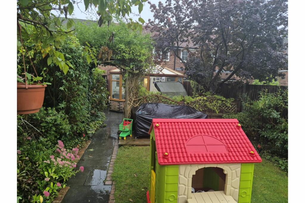 Additional image 17 of Walnut Grove, Welwyn Garden City, AL7