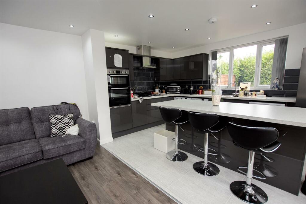 Additional image 4 of Poole Crescent, Birmingham