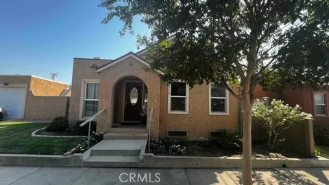 112 W Florence Avenue, La Habra, CA 90631