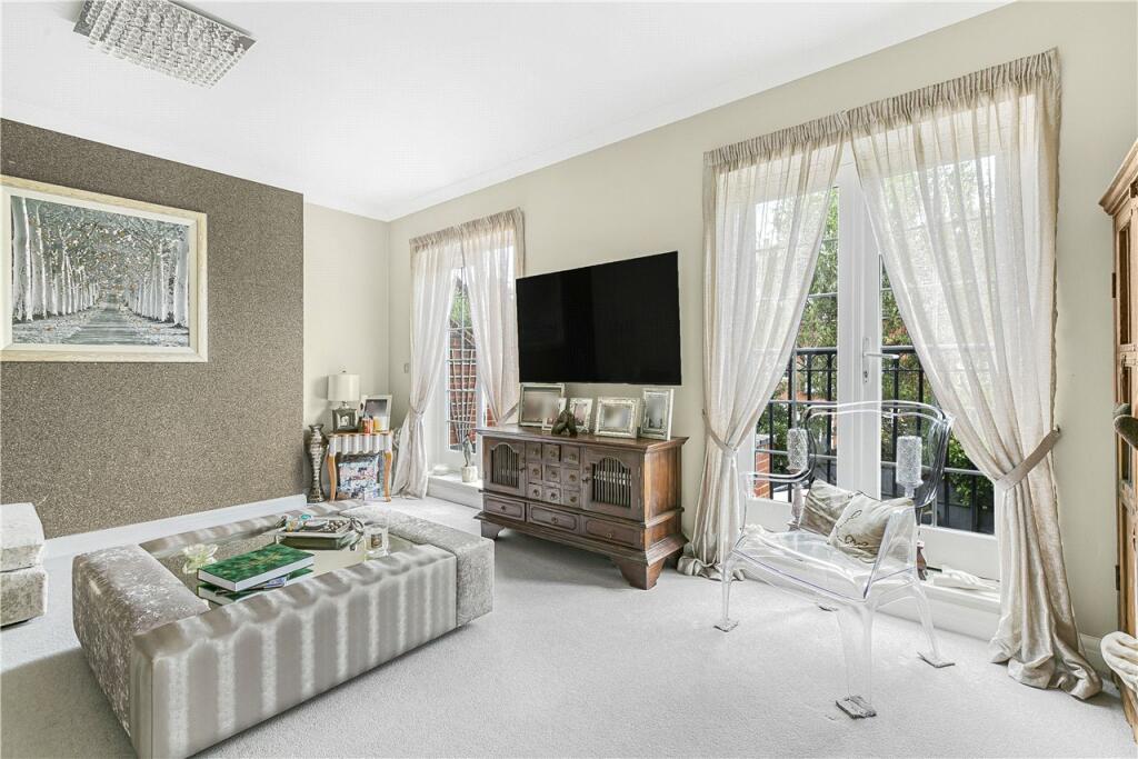 Additional image 21 of Beningfield Drive, Napsbury Park, St. Albans, Hertfordshire