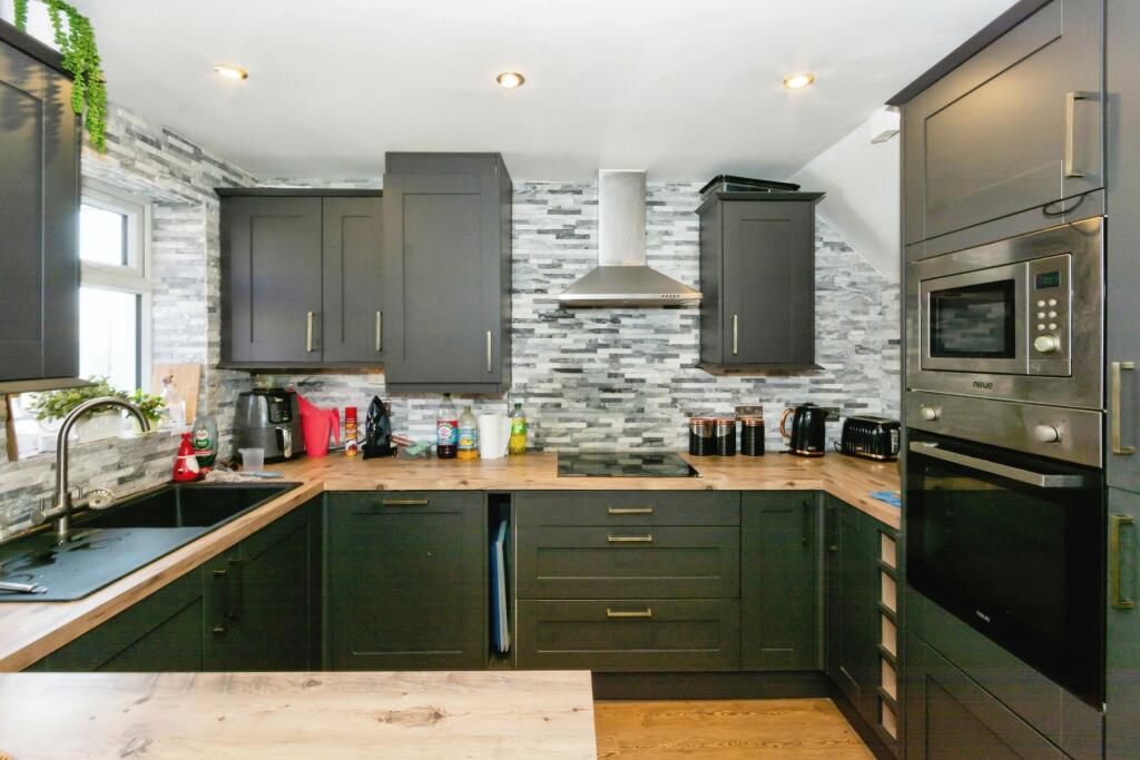 Additional image 4 of Austin Close, Birmingham, West Midlands, B27