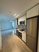 Additional image 2 of 543 Richmond St W