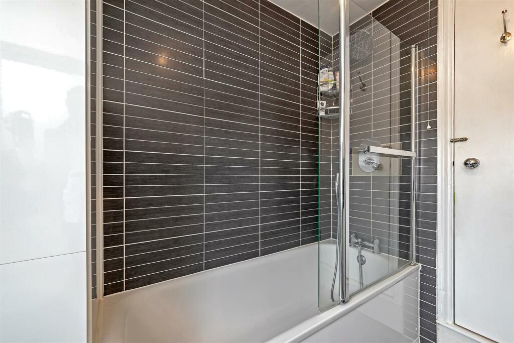 Additional image 27 of West View Road, St Albans