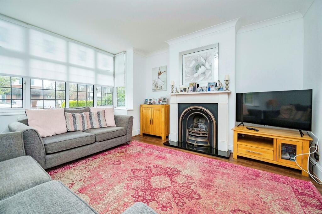 Additional image 5 of Selwyn Crescent, Hatfield