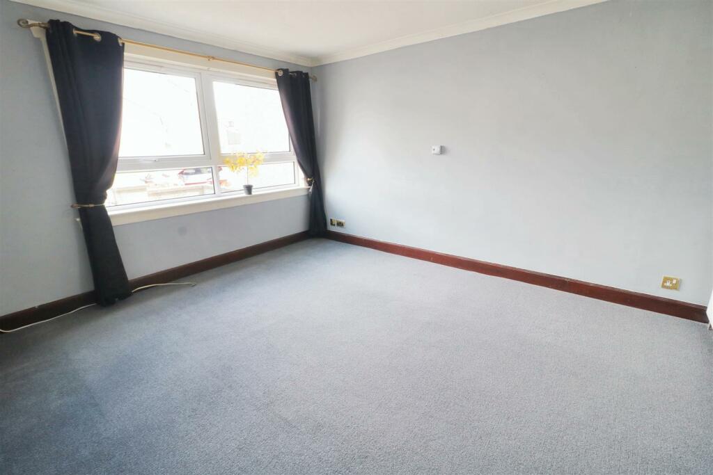 Additional image 2 of 75 Den Crescent, Keith