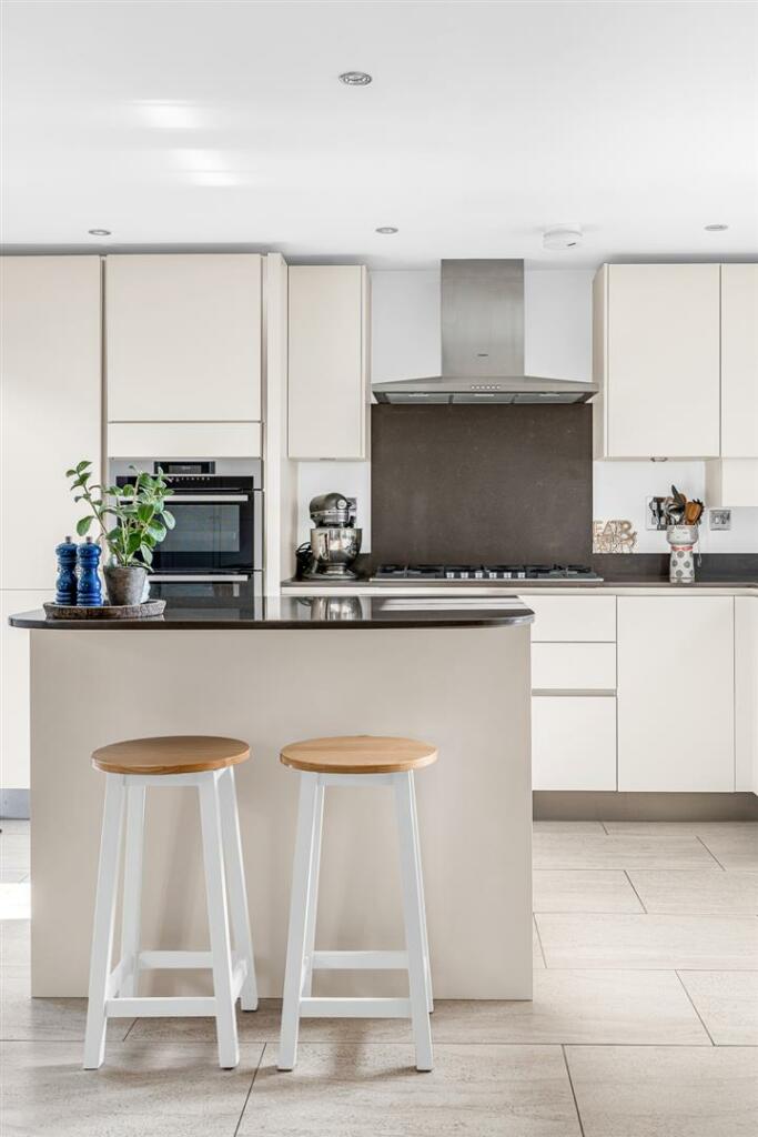 Additional image 10 of Sevenacres, Tewin