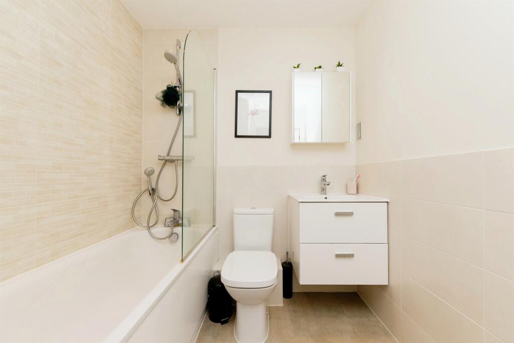 Additional image 8 of Bessemer Road, WELWYN GARDEN CITY