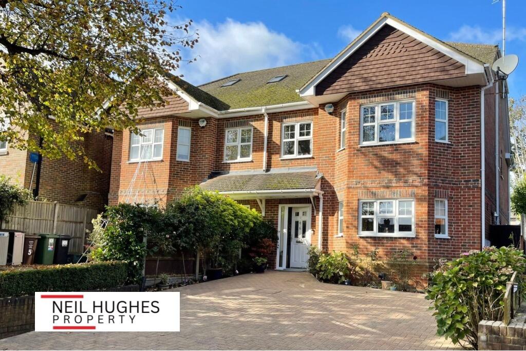 Additional image 16 of Bluebell Close, Park Street, St. Albans, Hertfordshire, AL2