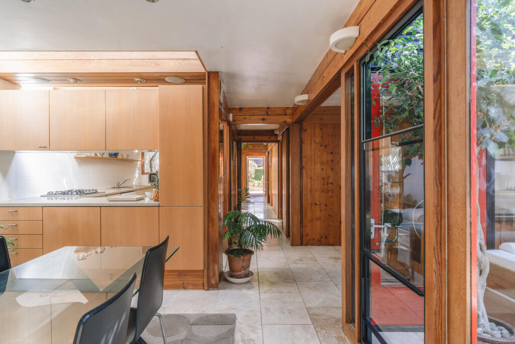 Additional image 12 of The Ryde, Hatfield, Hertfordshire