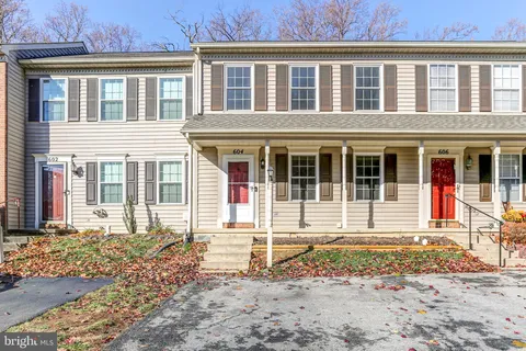 Primary image of 604 Rockwood Drive, Elizabethtown, PA 17022