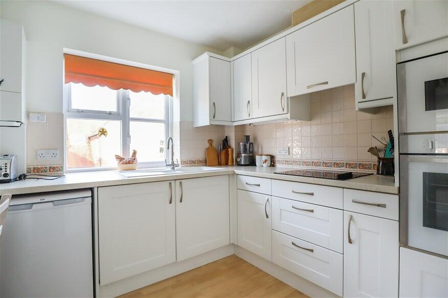 Additional image 3 of Sun Lane, Harpenden, AL5