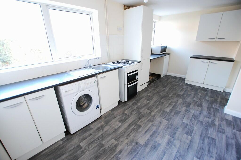 Additional image 17 of Broom Close, Hatfield