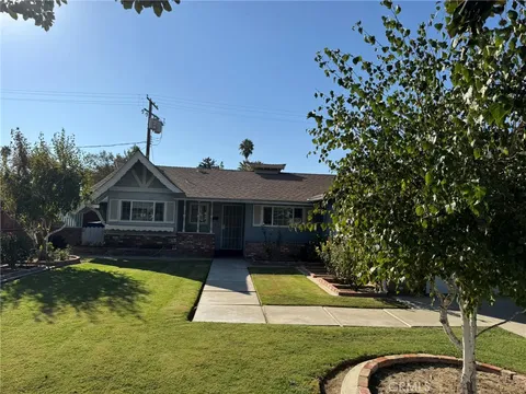 6955 Del Rosa Place, Riverside, CA 92504