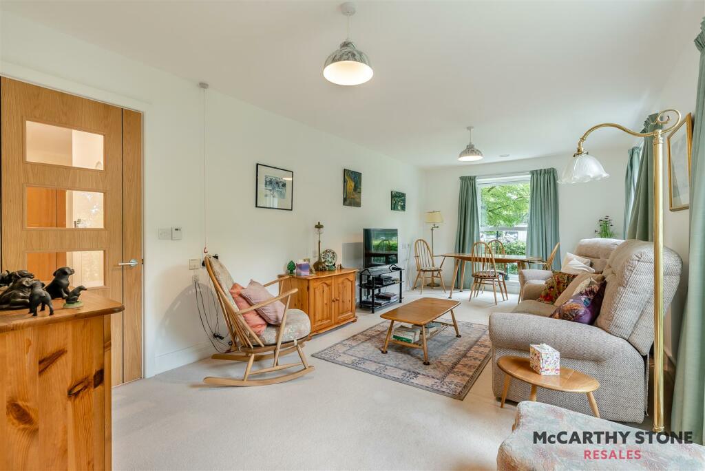 Additional image 5 of Peel Court, College Way, Welwyn Garden City, Hertfordshire, AL8 6DG