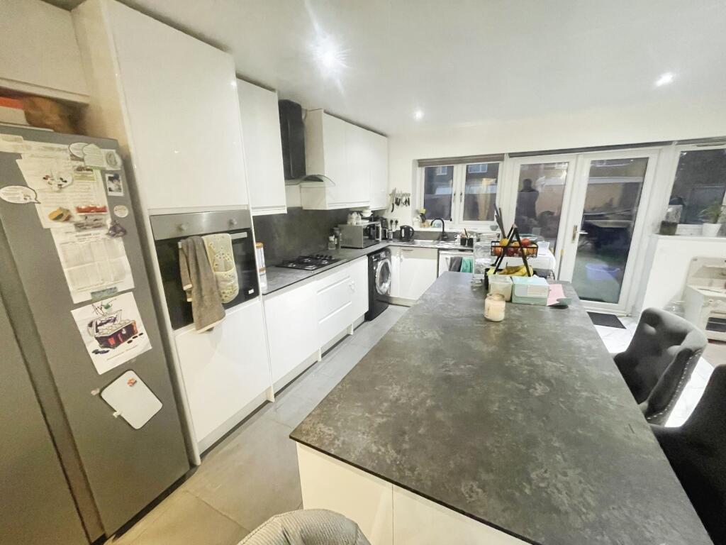 Additional image 4 of Beresford Road