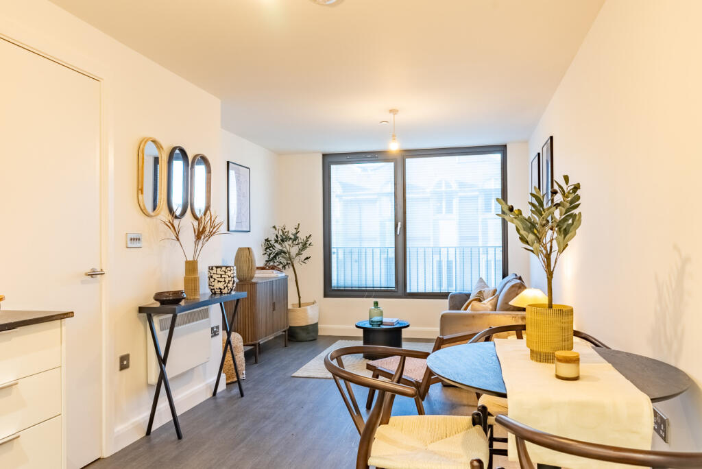 Additional image 5 of Victoria Street, St. Albans, Hertfordshire, AL1