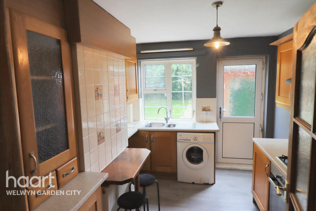 Additional image 9 of Four Acres, Welwyn Garden City