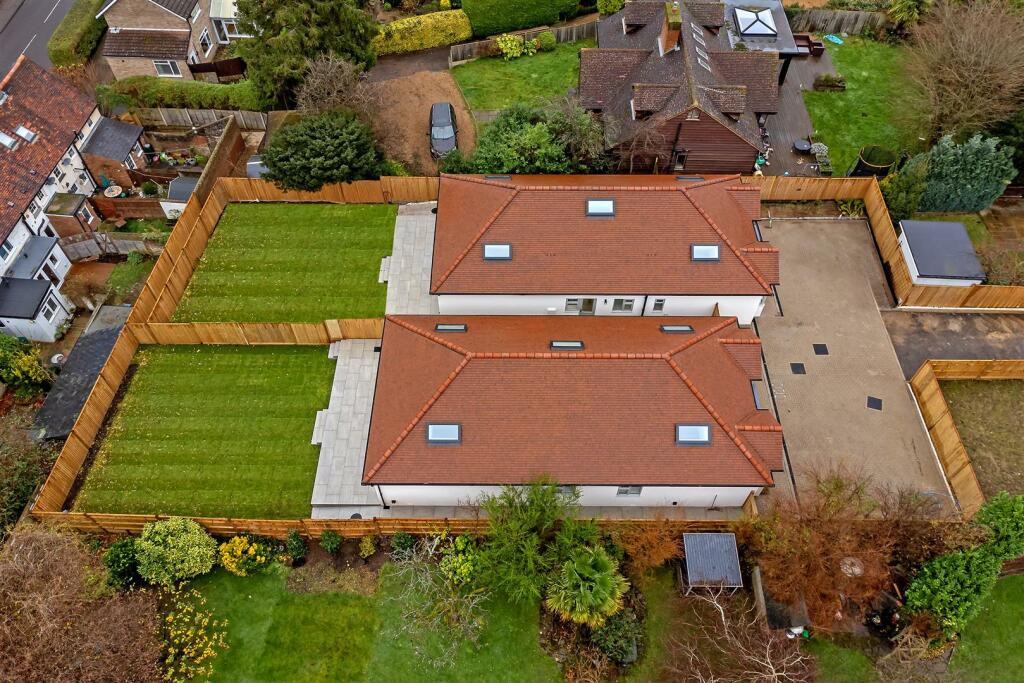 Additional property image - Highfield Road, Sandridge, St. Albans