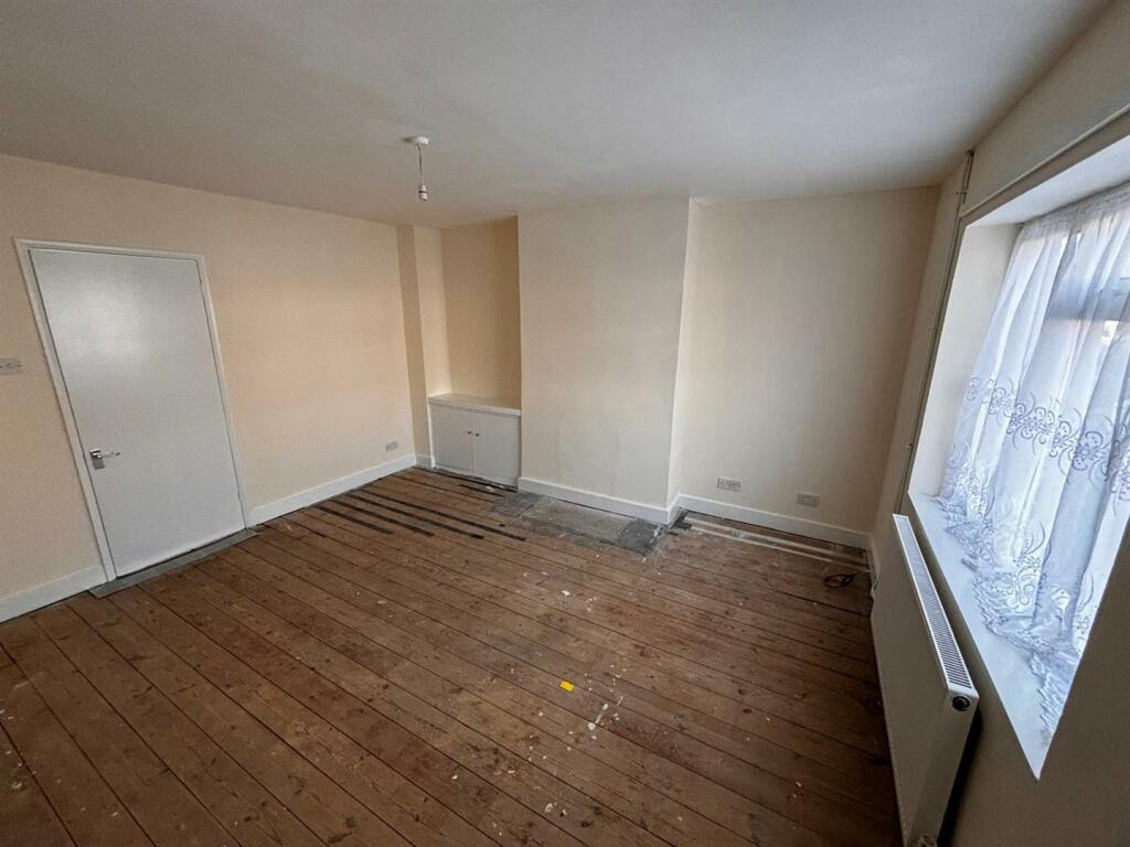 Additional image 6 of Dellfield Road, Hatfield