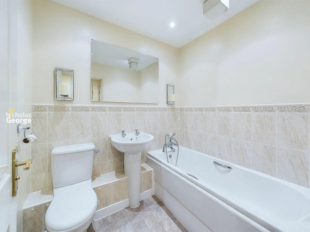 Additional image 18 of Manor House, Wake Green Rd, Moseley, B13 9PE