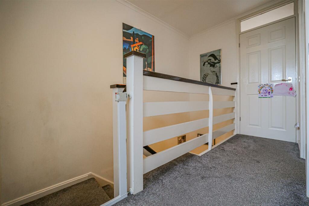 Additional image 17 of Broadstone Road, Harpenden, AL5