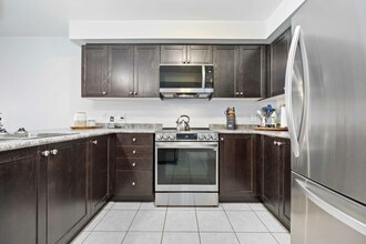 Additional image 5 of 7 Vetzal Ct