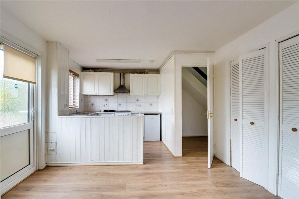 Additional image 9 of Holyrood Crescent, St. Albans, Hertfordshire, AL1