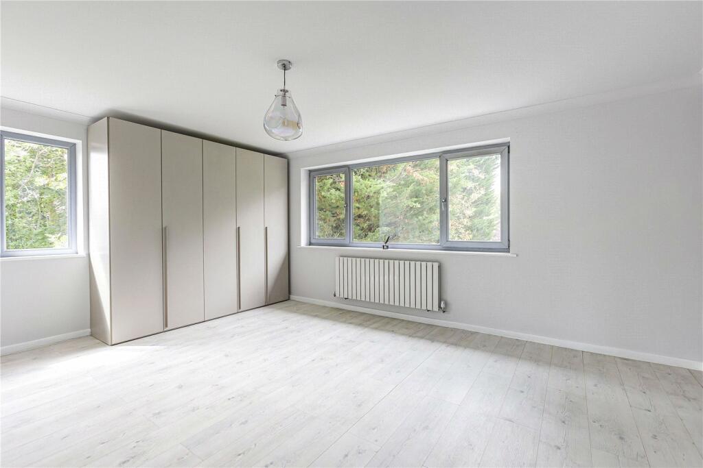 Additional image 11 of Great North Road, Brookmans Park, Hertfordshire, AL9