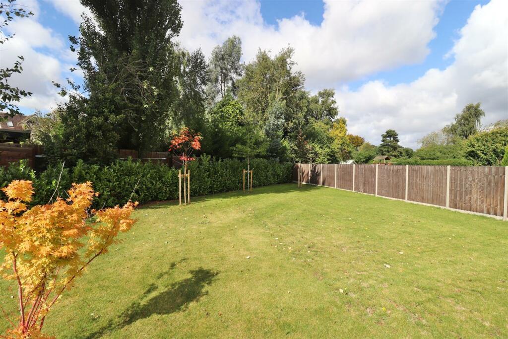 Additional image 40 of Sandridgebury Lane, St. Albans