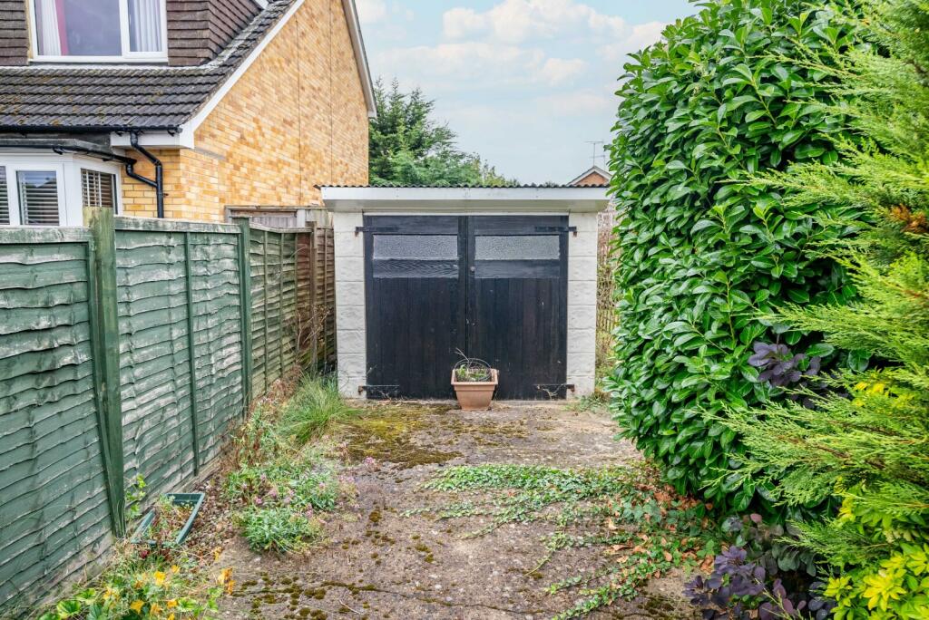 Additional image 10 of Jenkins Avenue, Bricket Wood, St. Albans, Hertfordshire, AL2