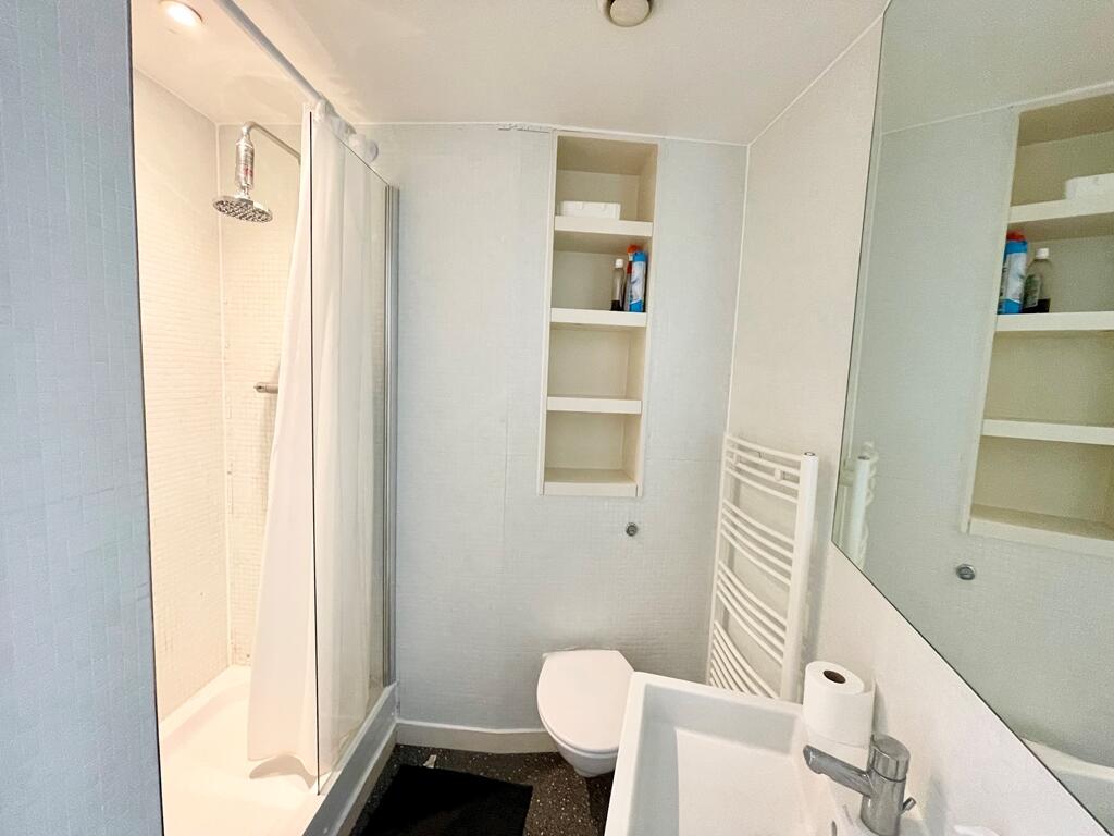 Additional image 4 of ROTUNDA STUDIO ON THE 11TH FLOOR