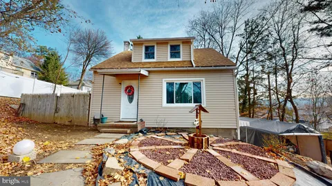 816 7th Avenue, Williamsport, PA 17701