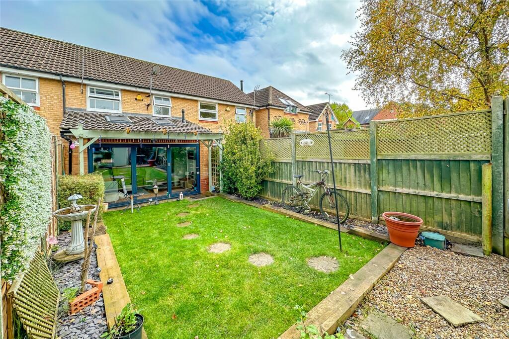 Additional image 9 of Cairns Close, St. Albans, Hertfordshire, AL4