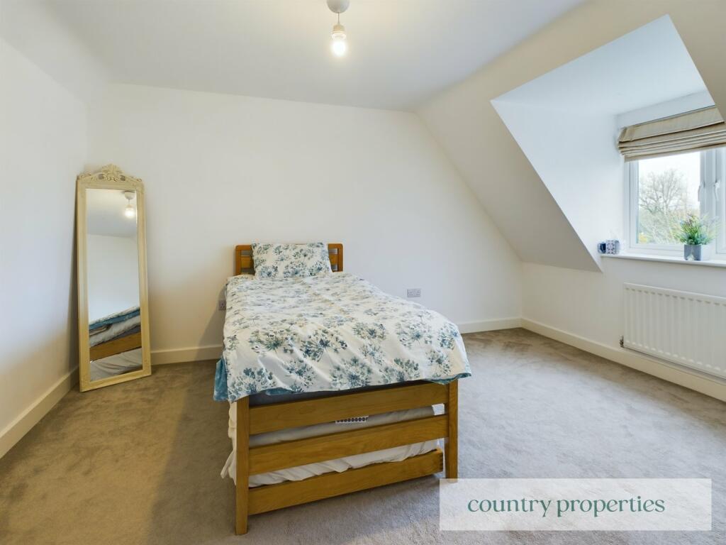 Additional image 7 of Appletree Way, Welwyn Garden City, AL7