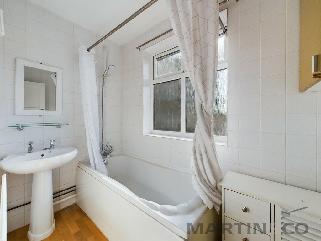 Additional image 14 of Windermere Avenue, St Albans