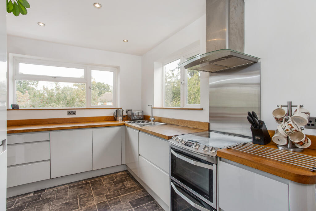 Additional image 4 of Ridge Avenue, Harpenden, AL5