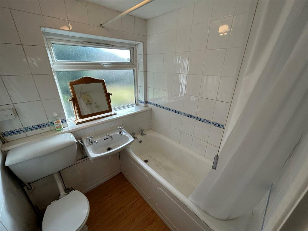 Additional image 4 of Kitwell Lane, Birmingham